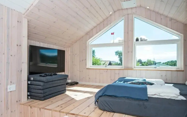 10 Person Holiday Home in Juelsminde-by Traum