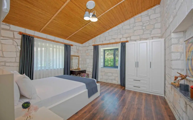 Yusalis Garden Hotel +12 Adult