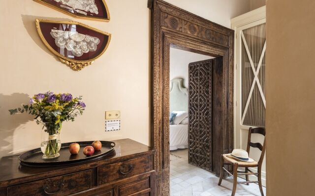 CH Apartments Rooftop Terrace