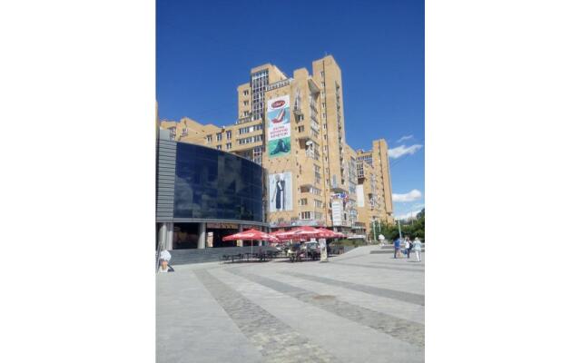 Апартаменты ХОРОМЫ  на ул. Байкальская, д. 107 А/5