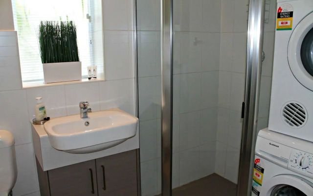 Specialty Accommodation – Adelaide Dress Circle Apartments