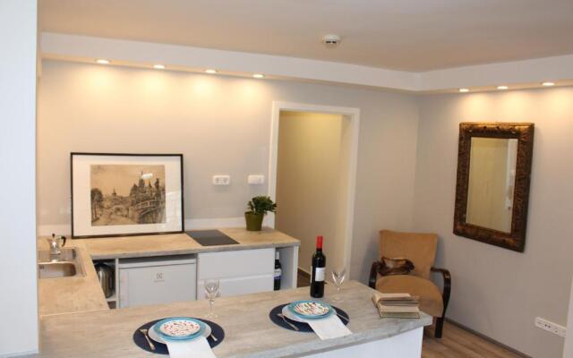 BudaSmile Appartment @ Buda Castle - FREE parking
