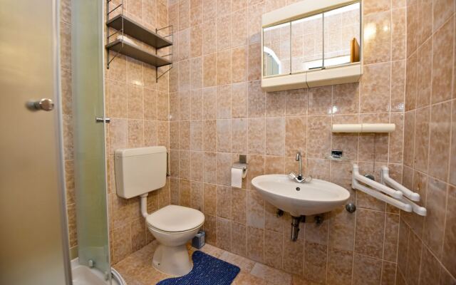 Apartments Zeno