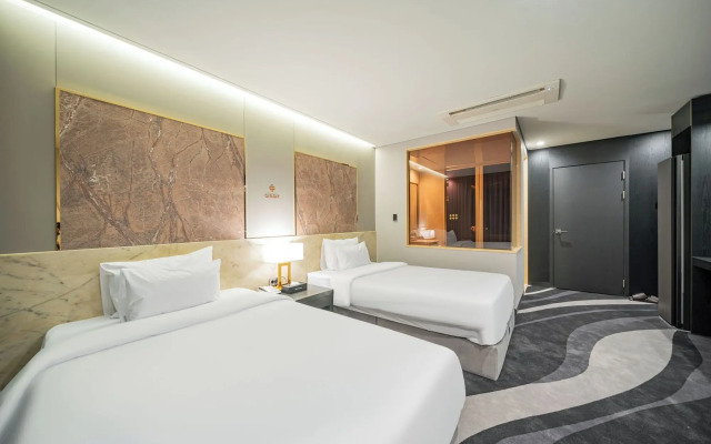 Casaday Hotel