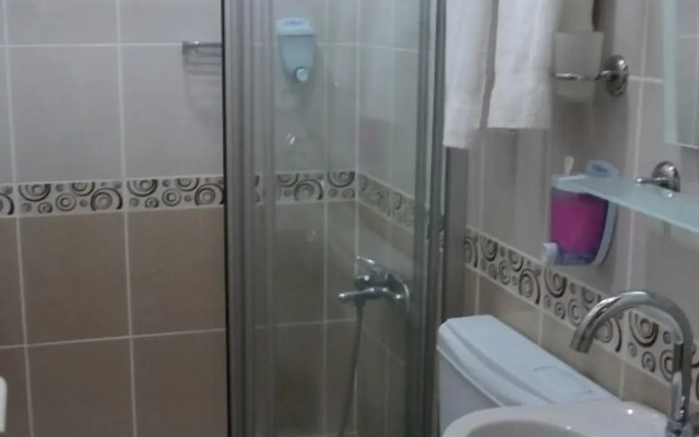 Yavuz Hotel