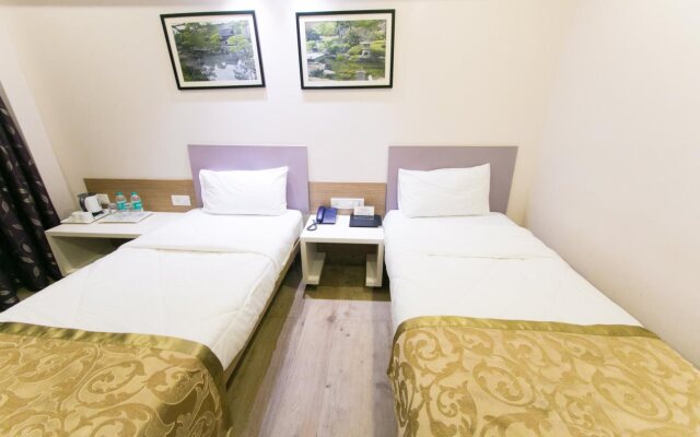 Seasons Hotel