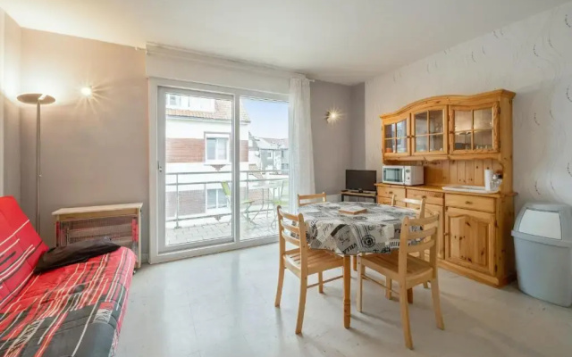Apartment With one Bedroom in Fort-mahon-plage, With Furnished Terrace