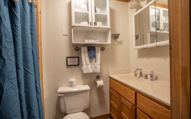 Hondo's River Haus - 4 Br Home