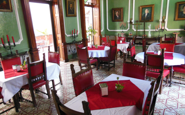 Hotel Real Toledo by Kavia