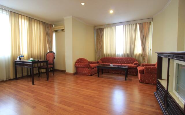 Capital O 1583 Mutiara Merdeka Hotel