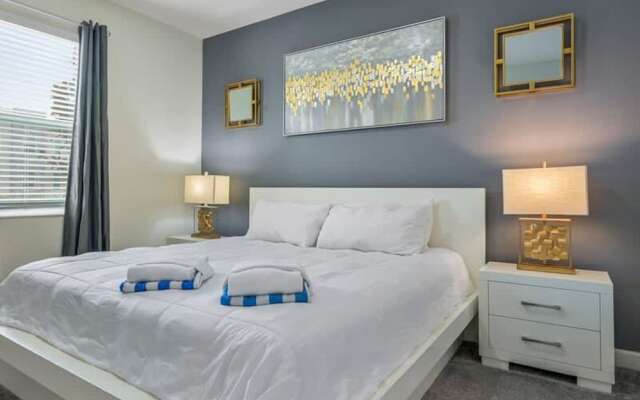 Charming Home Ideal Location Spacious Game Room