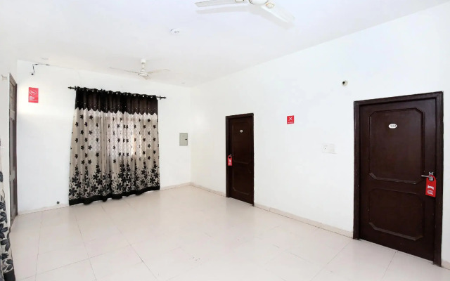 OYO 4890 Sector 21 Panchkula