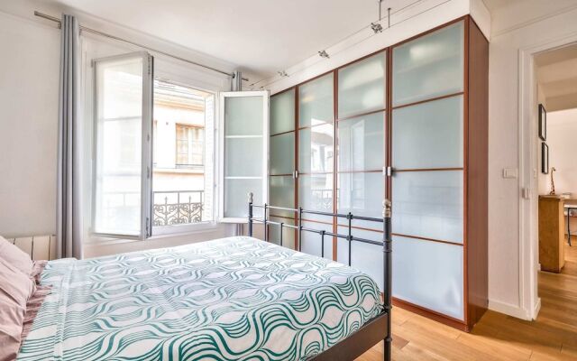 Very Nice And Charming 2 Room Apartment In Paris