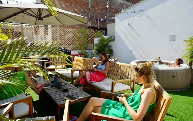 Oasis Cali Hostel