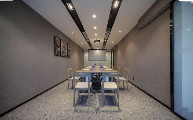 CM Serviced Apartment Shenzhen Dongmen