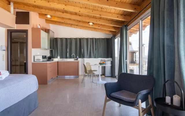 Lis153 by Smart Cozy Suites - Top Floors with Amazing City View - Available 24hr