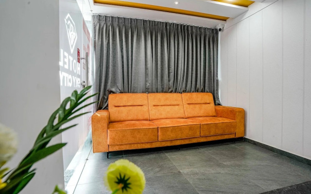Hotel Skycity Premium AC Room in Surat