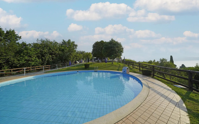 Residenza CRB 38 in Manerba del Garda