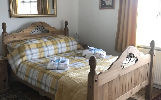 Remarkable 3-bed House in Durham