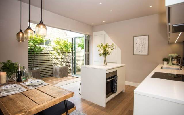 2 Bedroom Flat in Wimbledon