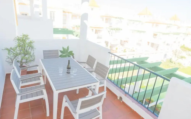 Terraza Vista Piscina 25357