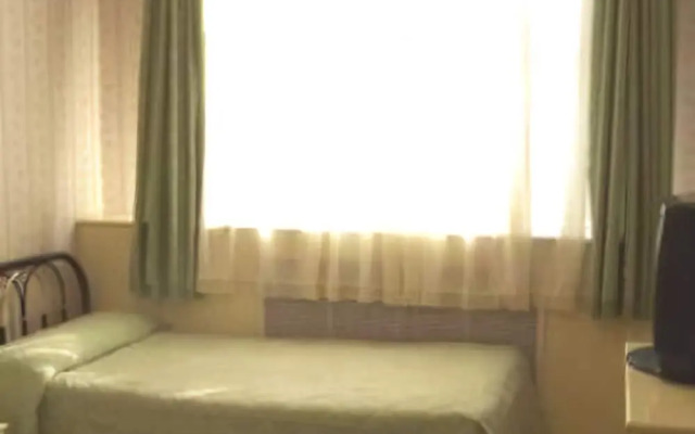 Oriental Pearl Budget Hotel