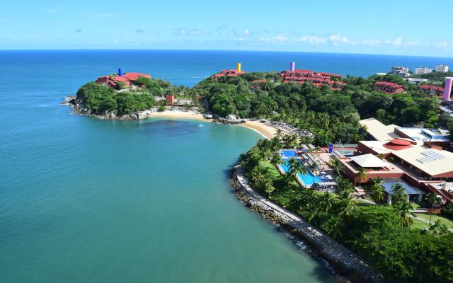 Las Brisas Huatulco – All Inclusive