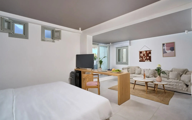 Adorno Beach Hotel & Suites