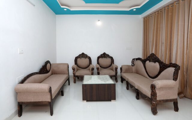 OYO 10064 Home Bright 3BHK Gulabh Bagh