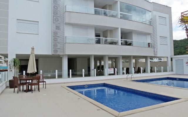 Área Nobre 200m Mar - Temporada - YA01F