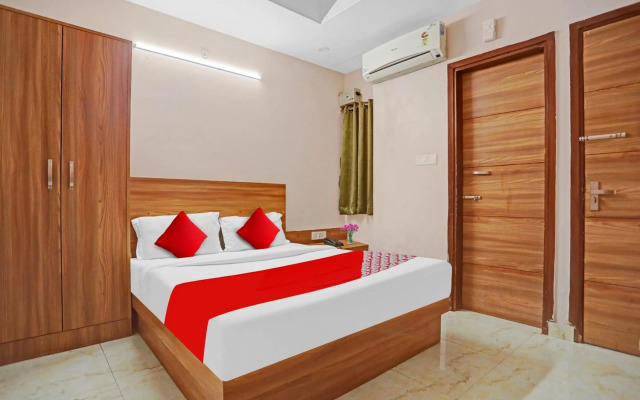 OYO Flagship 70339 Hotel Smile Residency