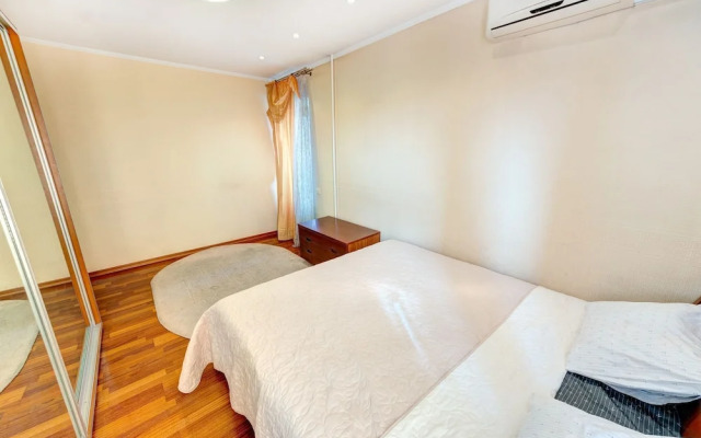 Apartment 3 rooms Tarasovskaya