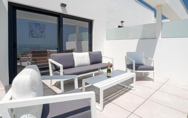 Via Celere 2326 Apartment with sea view