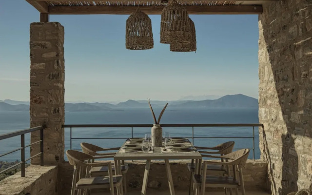 Athena Suite by Peliva Nature Suites