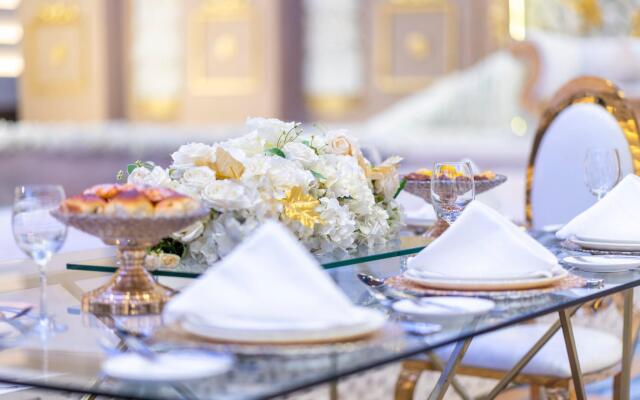 Отель Crowne Plaza Doha - The Business Park by IHG