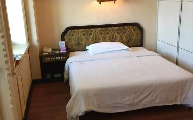 Fushun Tiantian Hotel (Mudanjiang High-speed Railway Wanda Branch)