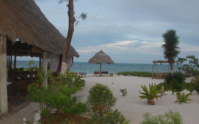 Blue Earth Beach Bungalows