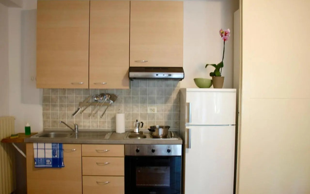 Basement Turati 3 -Consulates District