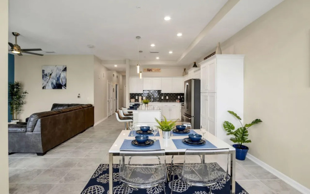 Cozy Condo Near Disney W/pool View! Free Waterpark