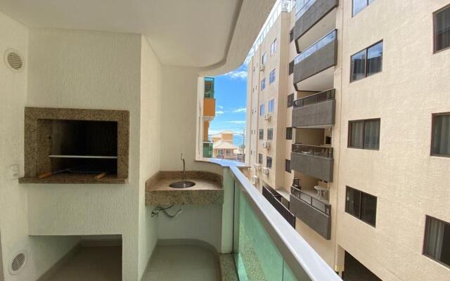 298 - Excelente apto a 30m do mar em Bombinhas