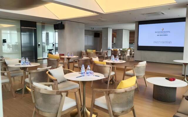 Holiday Inn Express Jiangmen Yinhu Bay by IHG