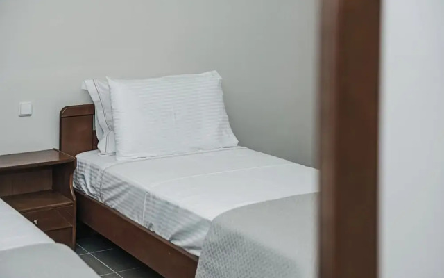 Terra Hélios Suites & Studios