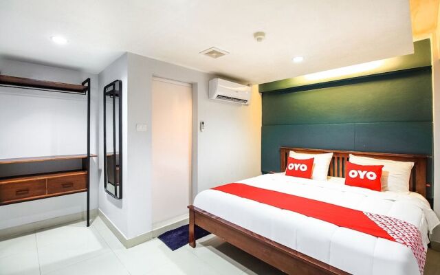 OYO 308 Wire Bangkok Hostel Onnut