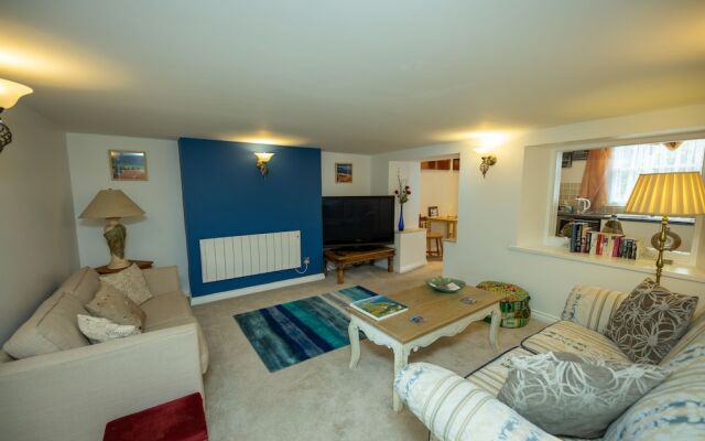 Central Quiet and Cosy St Helier Flat
