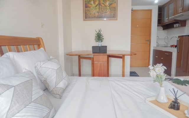 Serene Studio Apartment At Margonda Residence 2