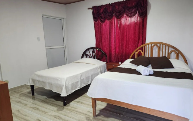 Hotel La Jungla