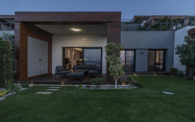 Red Rock Hotel & Suites by Selvese