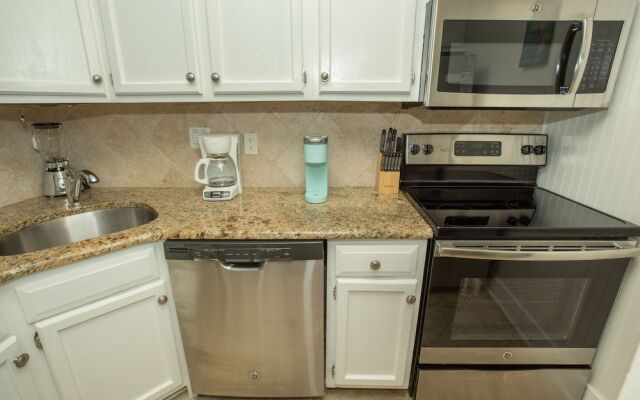Sandpiper Cove 8202 Condo