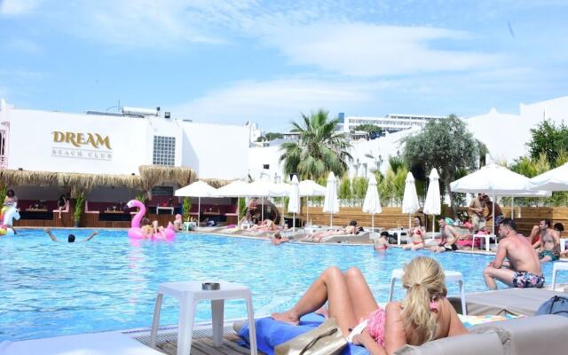 Dream Palace Hotel - Adults Only