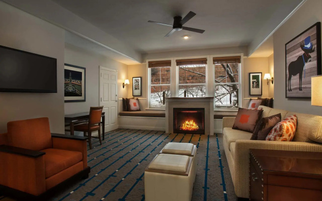 Marriott's Summit Watch